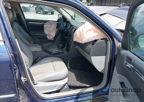 2006 Chrysler 300 Touring from USA, damaged, VIN 2C3KA53G56H458511